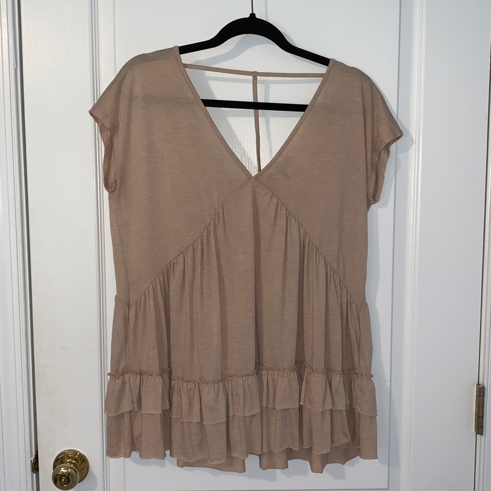 Tan short sleeve top